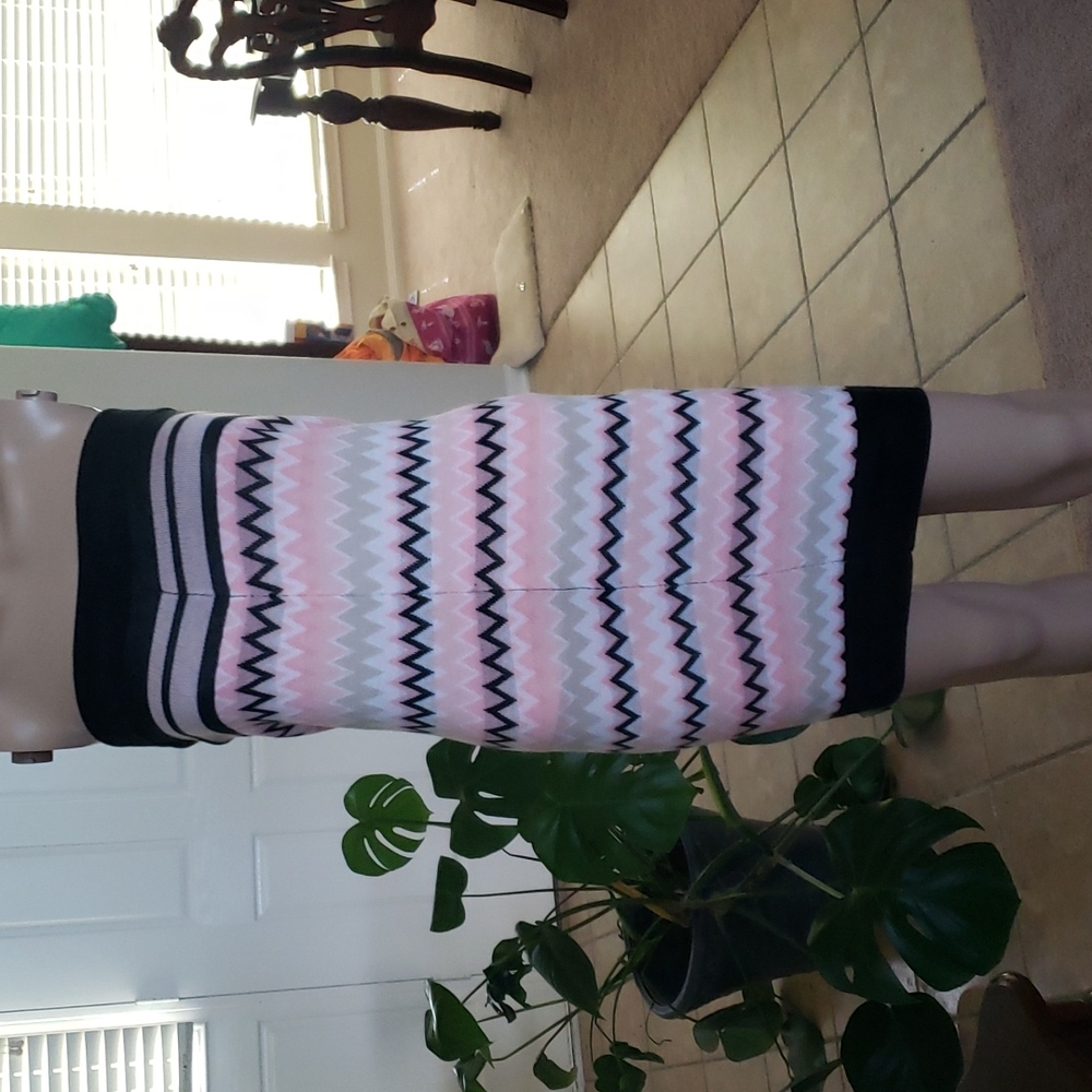 7th Avenue s heart beat zig zag stretch convertible tube sweater skirt/ dress - Picture 4 of 9